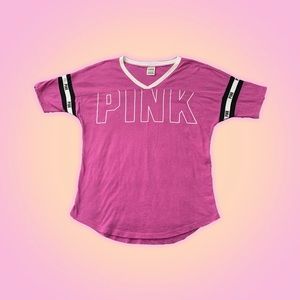 ⭐️ VS Pink Fuchsia T-Shirt ⭐️